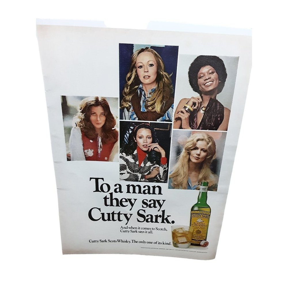 Cutty Sark Scotch Sexy Women British Knits vintage 1972 Magazine Print Ad